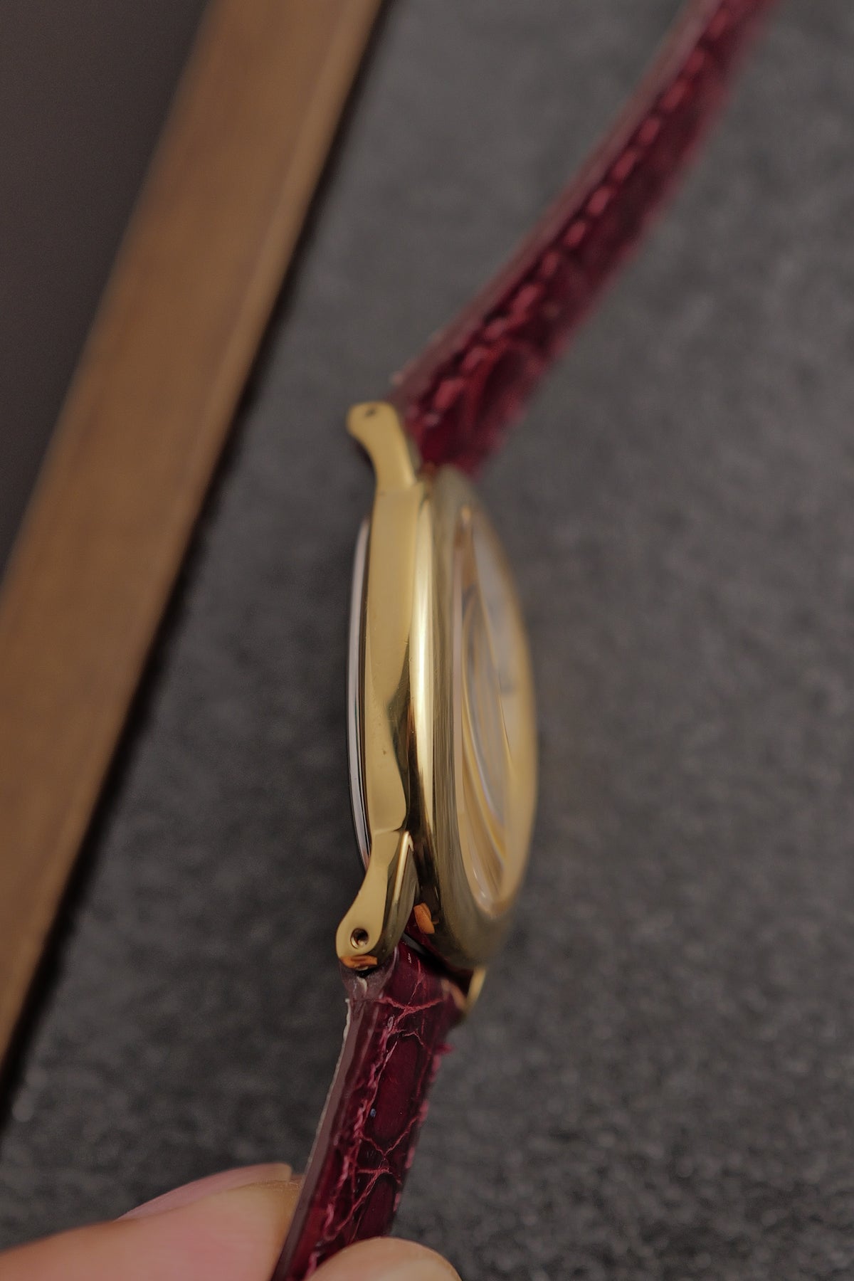 Seiko Ladies "Baignoire" Gold Circa. 1995 w/ original strap buckle