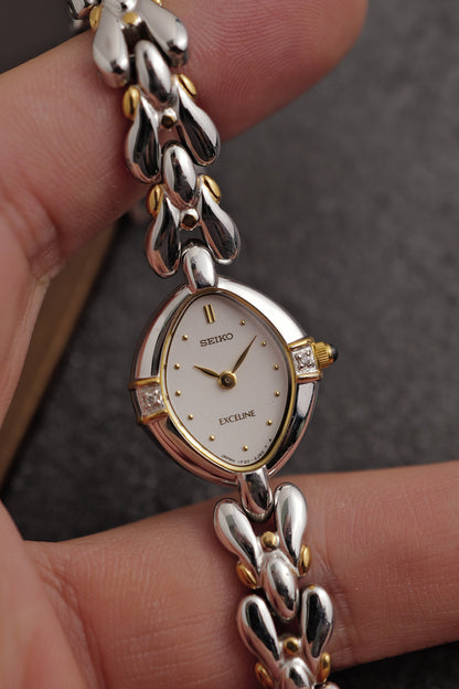 Seiko Exceline Mother of Pearl dial Tear-drop Bracelet 1F20-2J50