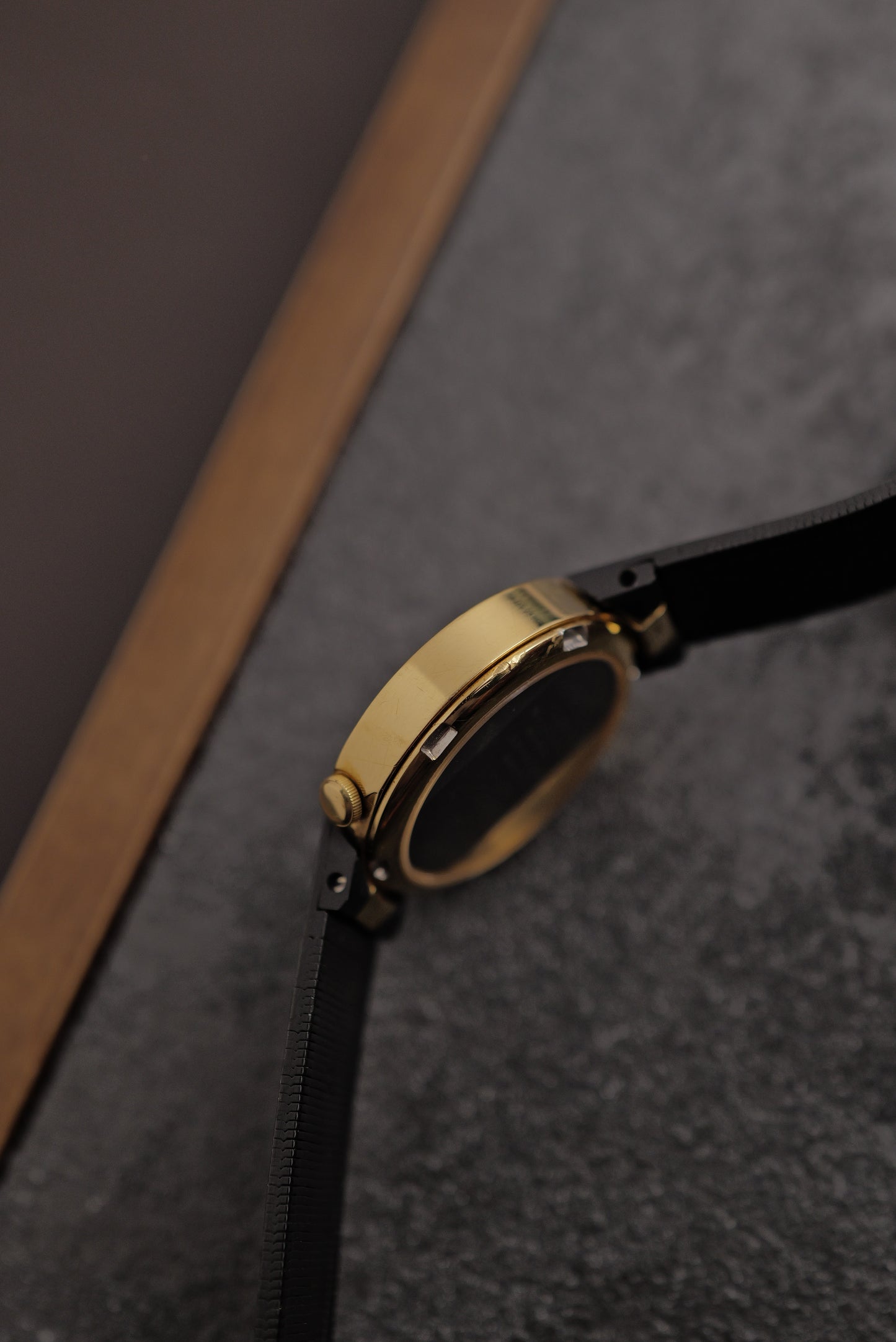 Seiko Quartz "Mystery" Circa. 1984 w/ original box and strap