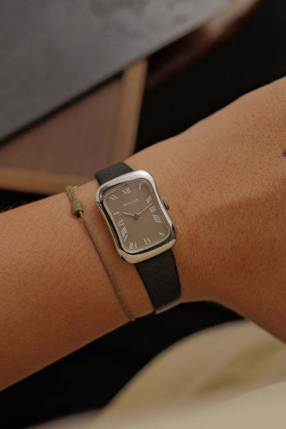 Bulova “Dali” Circa. 1980s