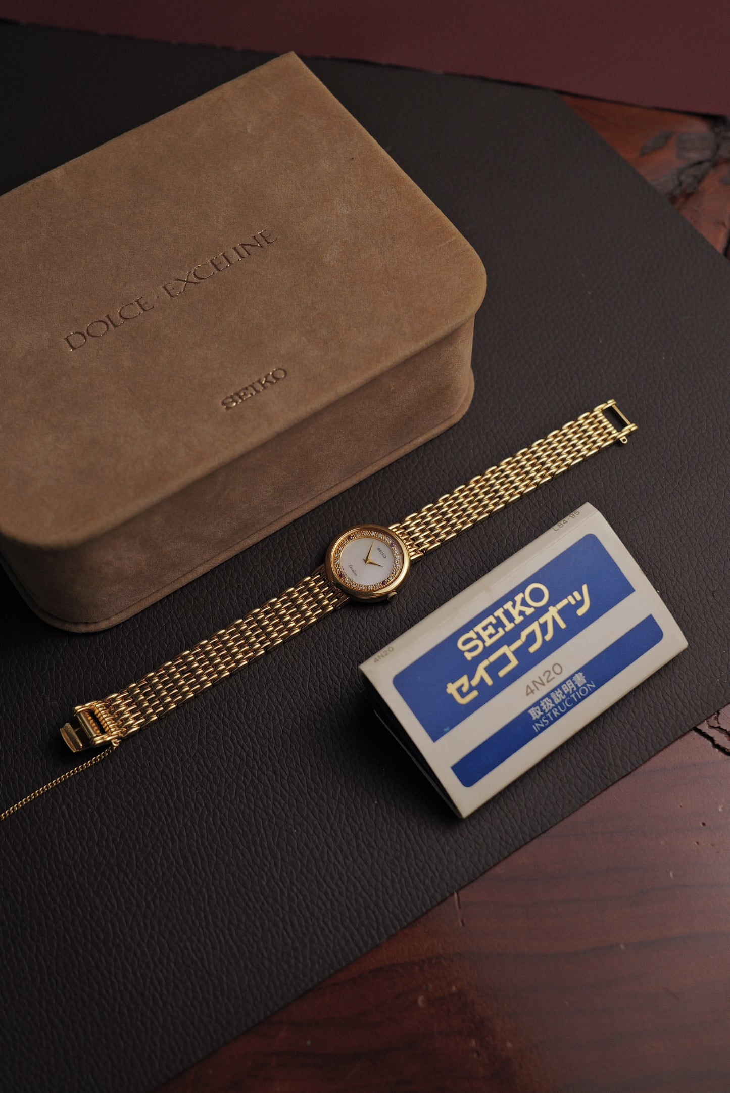 Seiko Exceline Mother of Pearl "RUBY'