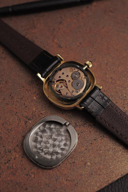 Omega De-ville Oval w/ step bezel Circa. 1970s
