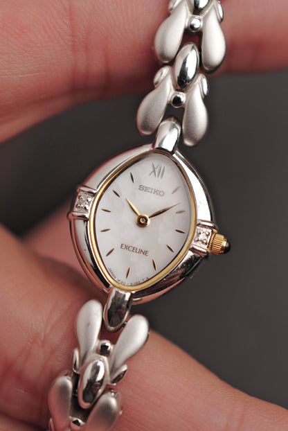 Seiko Exceline Mother of Pearl dial Tear-drop Bracelet 1F20-2J50