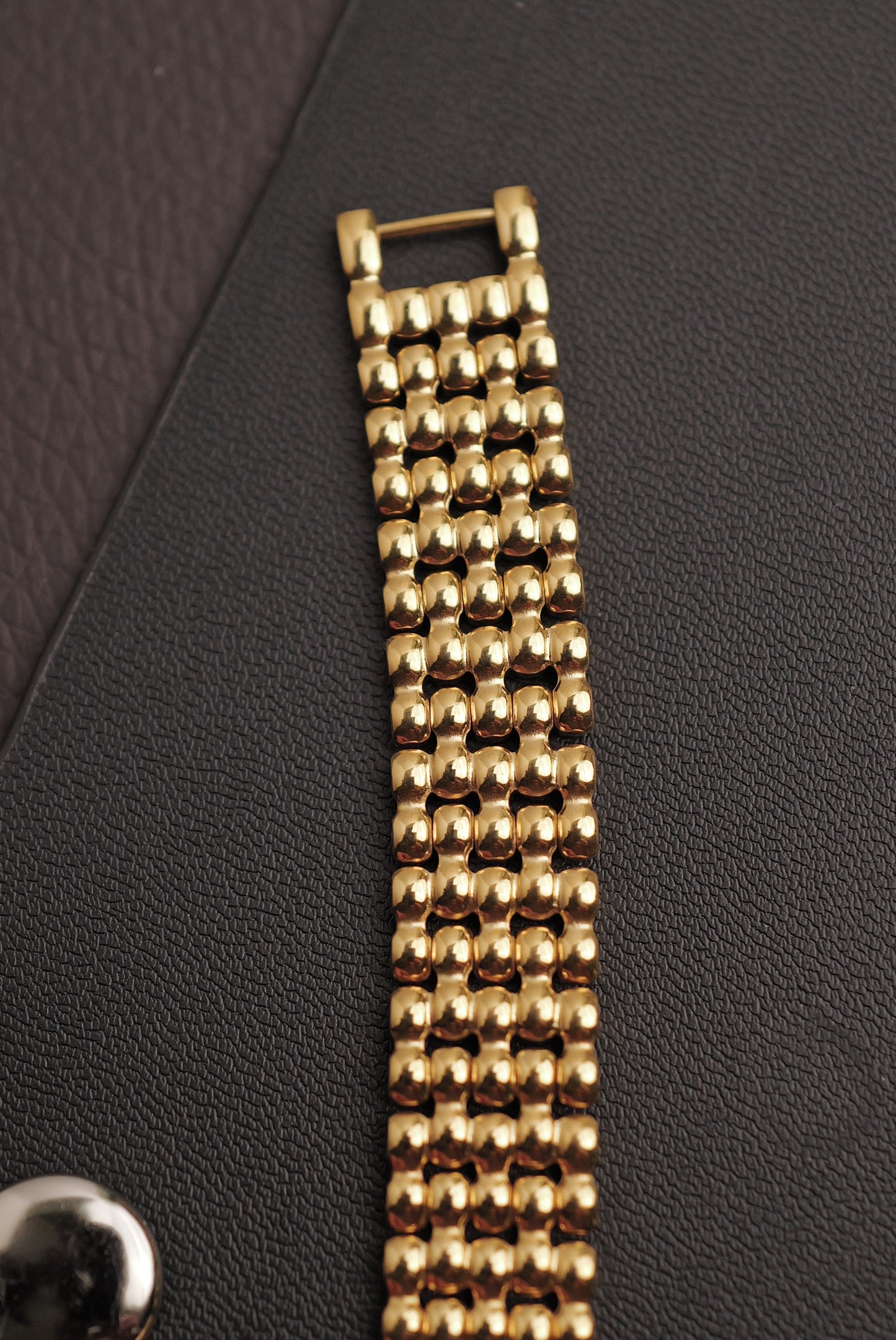 Longines T-lugs 150th anniversary model w/ Mother of Pearl Dial in manual winding