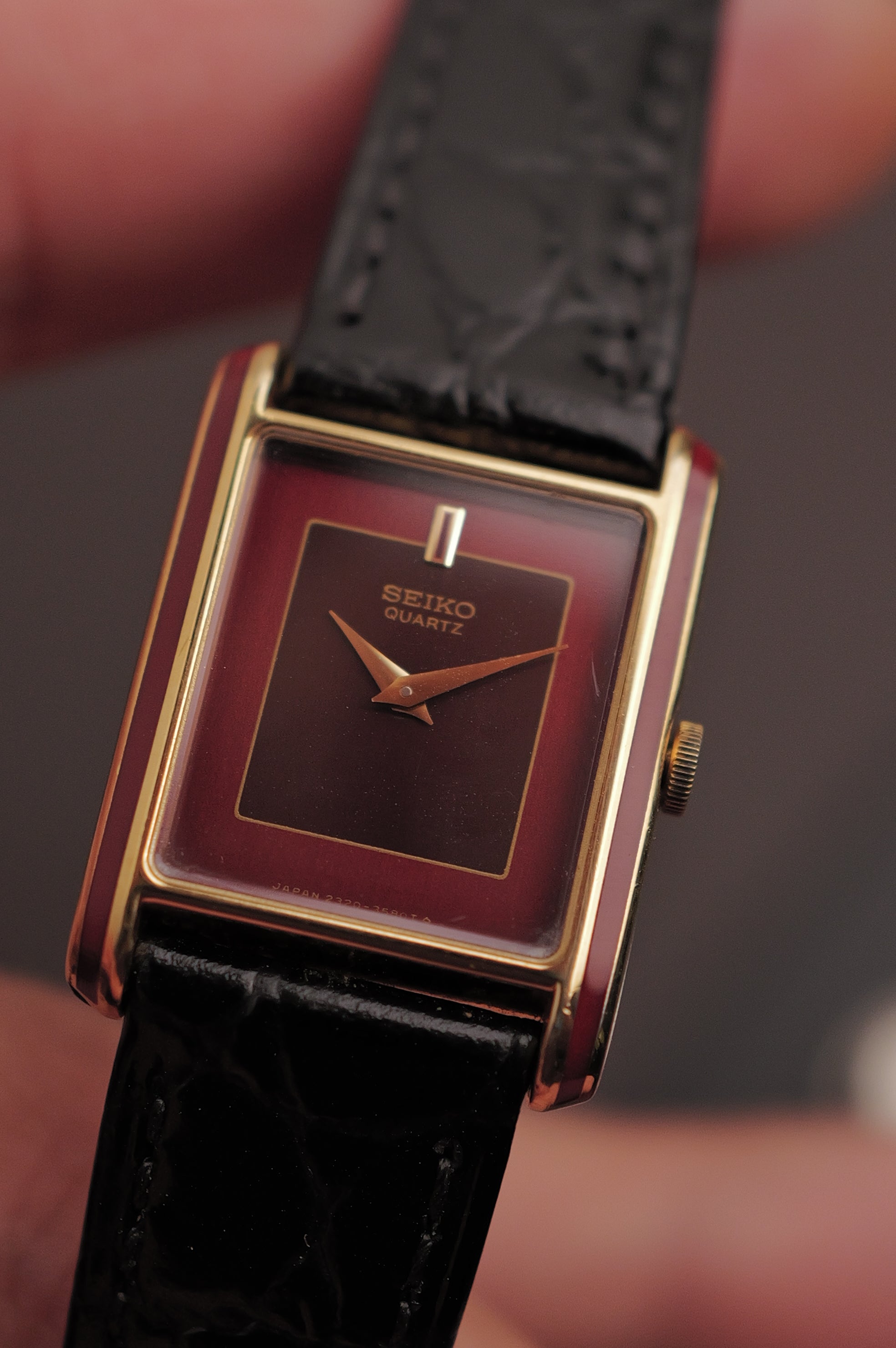 Seiko Tank Art-Deco Lacquer Circa. 1982 – My First Vintage