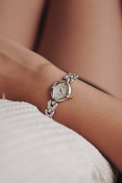 Seiko Exceline Mother of Pearl dial Tear-drop Bracelet 1F20-2J50