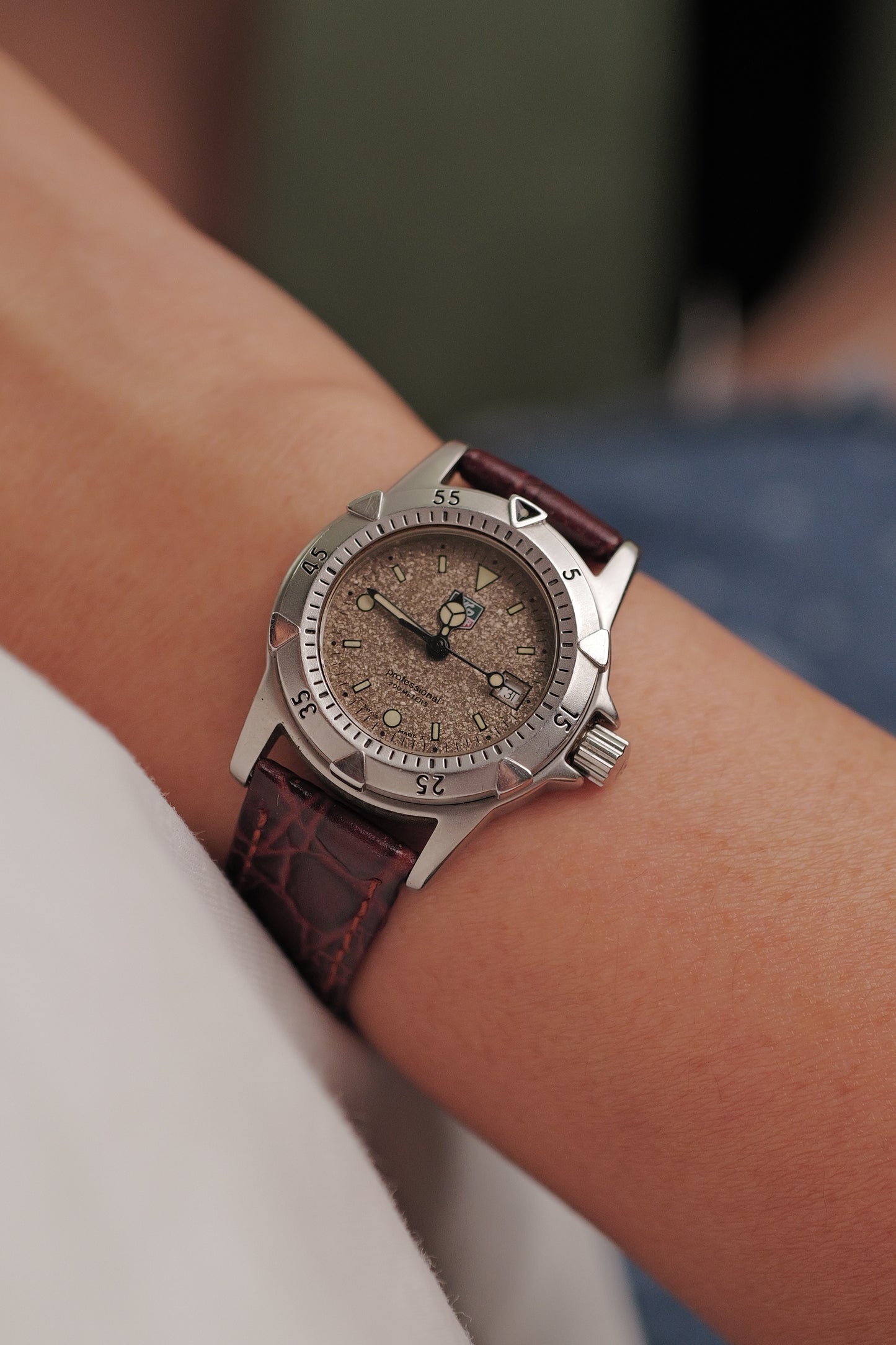 Ladies TAG Heuer 1500 Series Quartz with satin grey dial Circa. 1990s