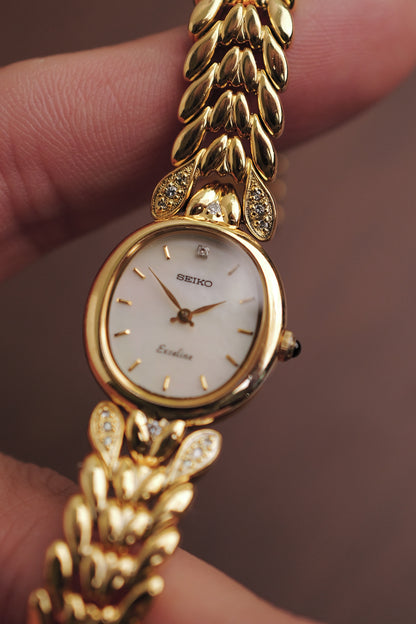Seiko Exceline "Diamond Leaf" Mother of Pearl Circa.1990