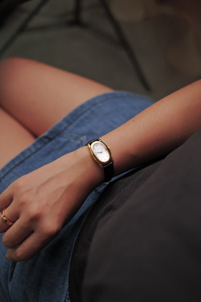 Seiko Ladies "Baignoire" Gold Circa. 1995