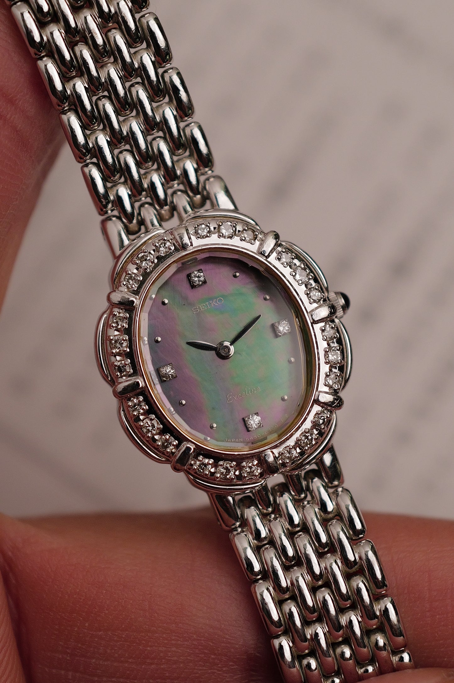 Seiko Exceline "Diamond petals" Mother of pearl circa. 1990