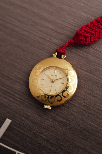 Seiko Pendent "Floral Pebble"