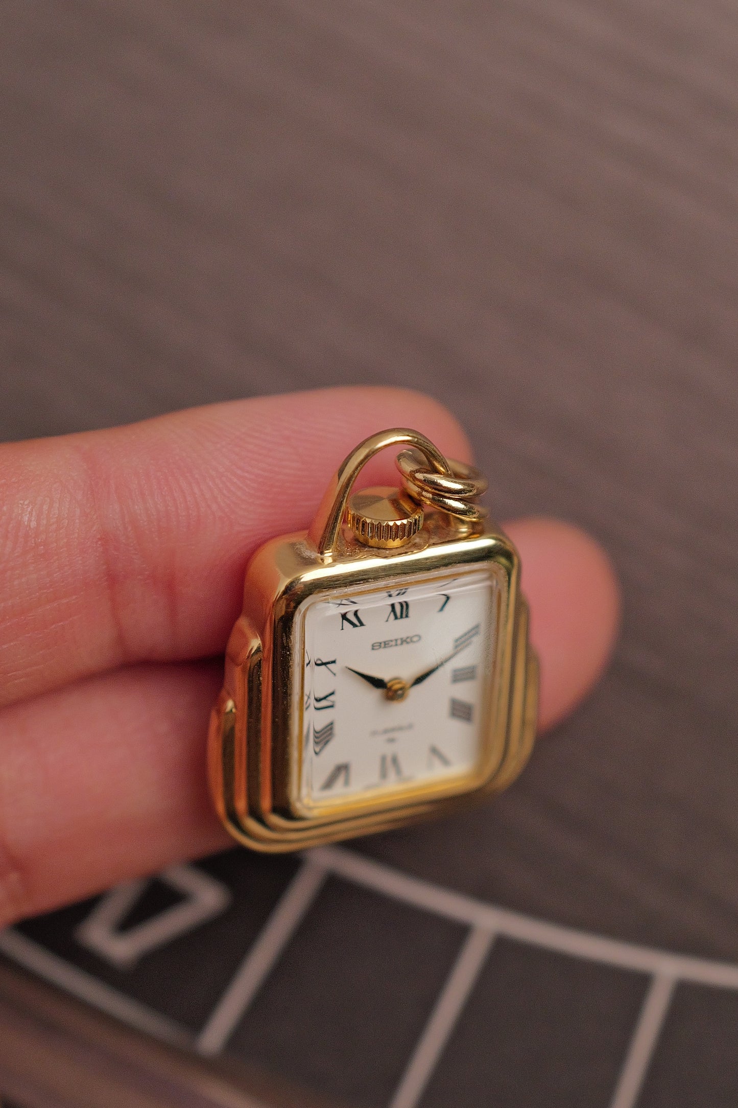 Seiko Pendent Art-Deco case Circa. 1980s