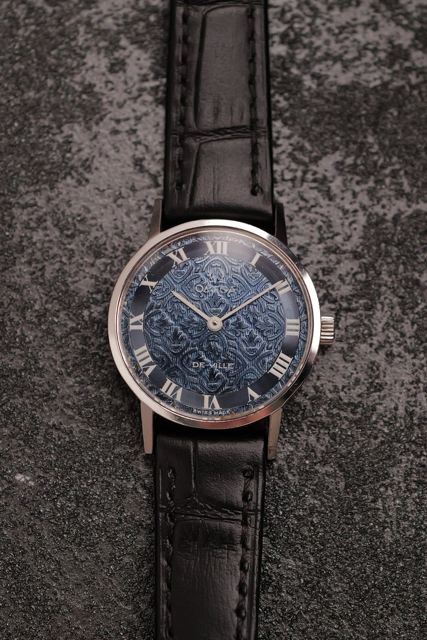 Omege De-ville "Floral Blue steel" Circa. 1970s w/ original box