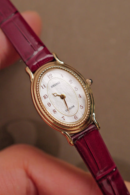 Seiko Exceline Mother of Pearl with beaded bezel Circa. 1992