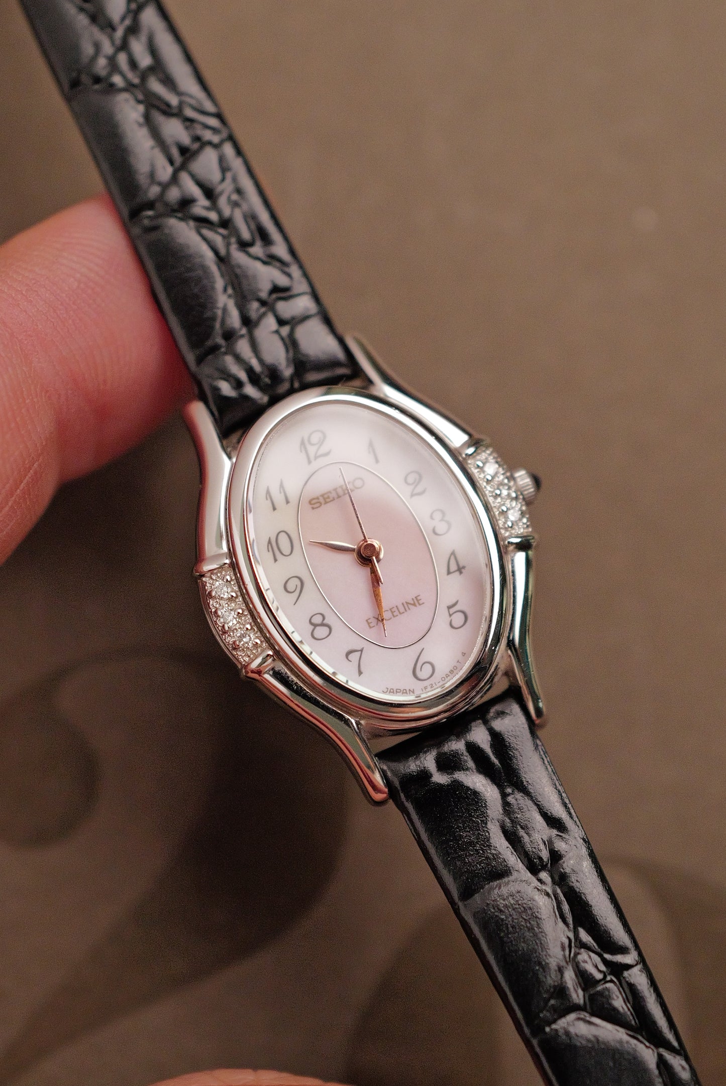 Seiko Exceline "Pink" Mother of Pearl Diamond Bezel Circa. 1992