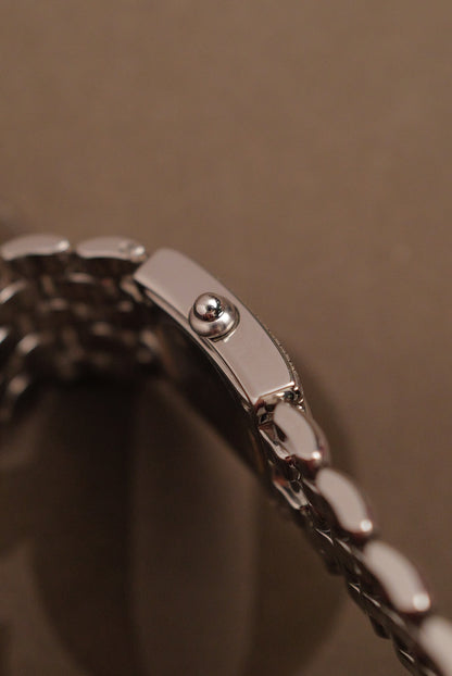 Chaumet Khesis size L w/ factory diamond & MOP dial Circa. 1990s