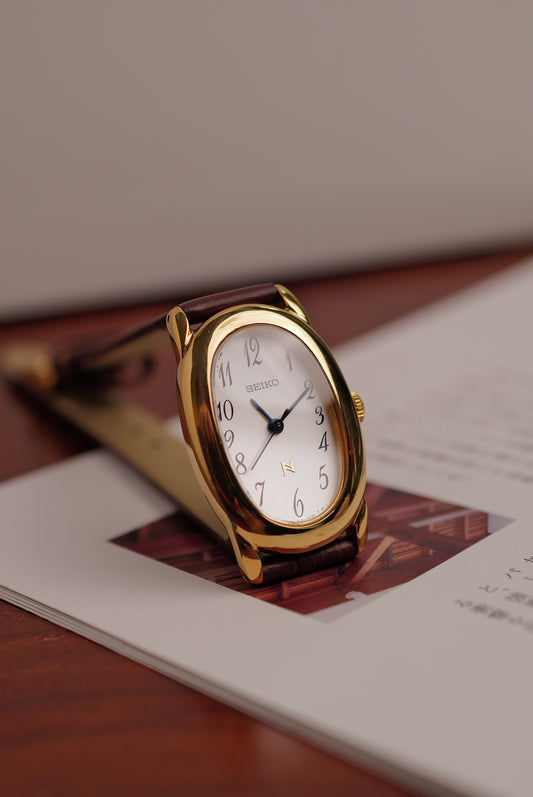 Seiko Ladies "Baignoire" Gold Circa. 1995