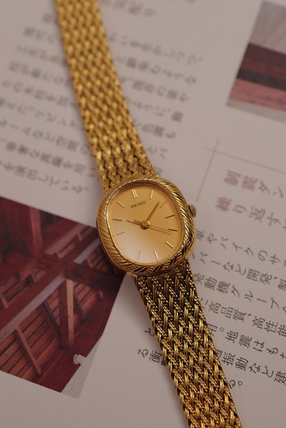 Seiko "ribbon bezel" Circa. 1984