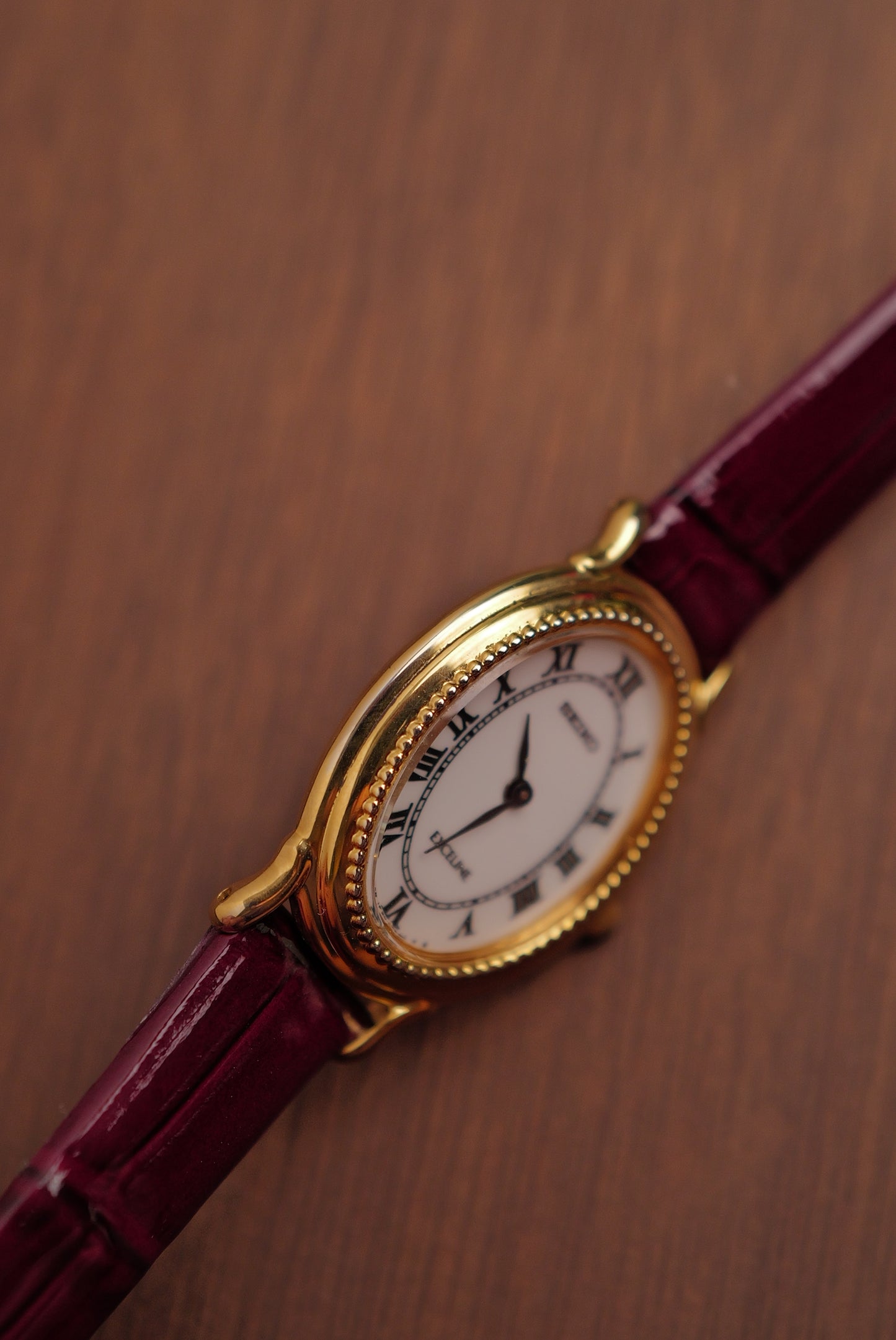 Seiko Exceline Classic Oval Circa. 1992