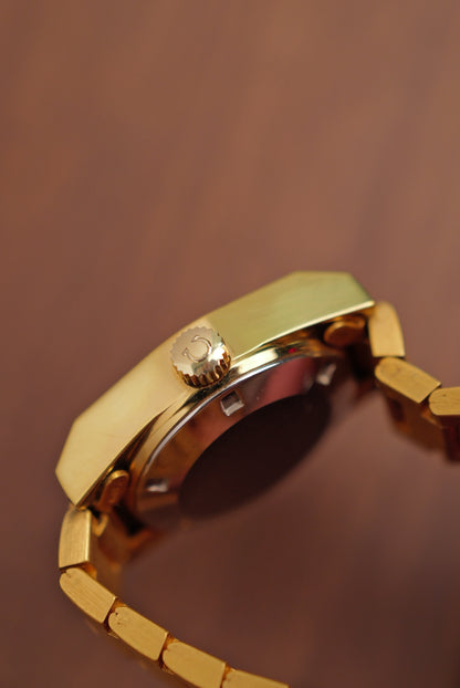 Ladies Omega Geneve Automatic "land dweller" Circa. 1970s