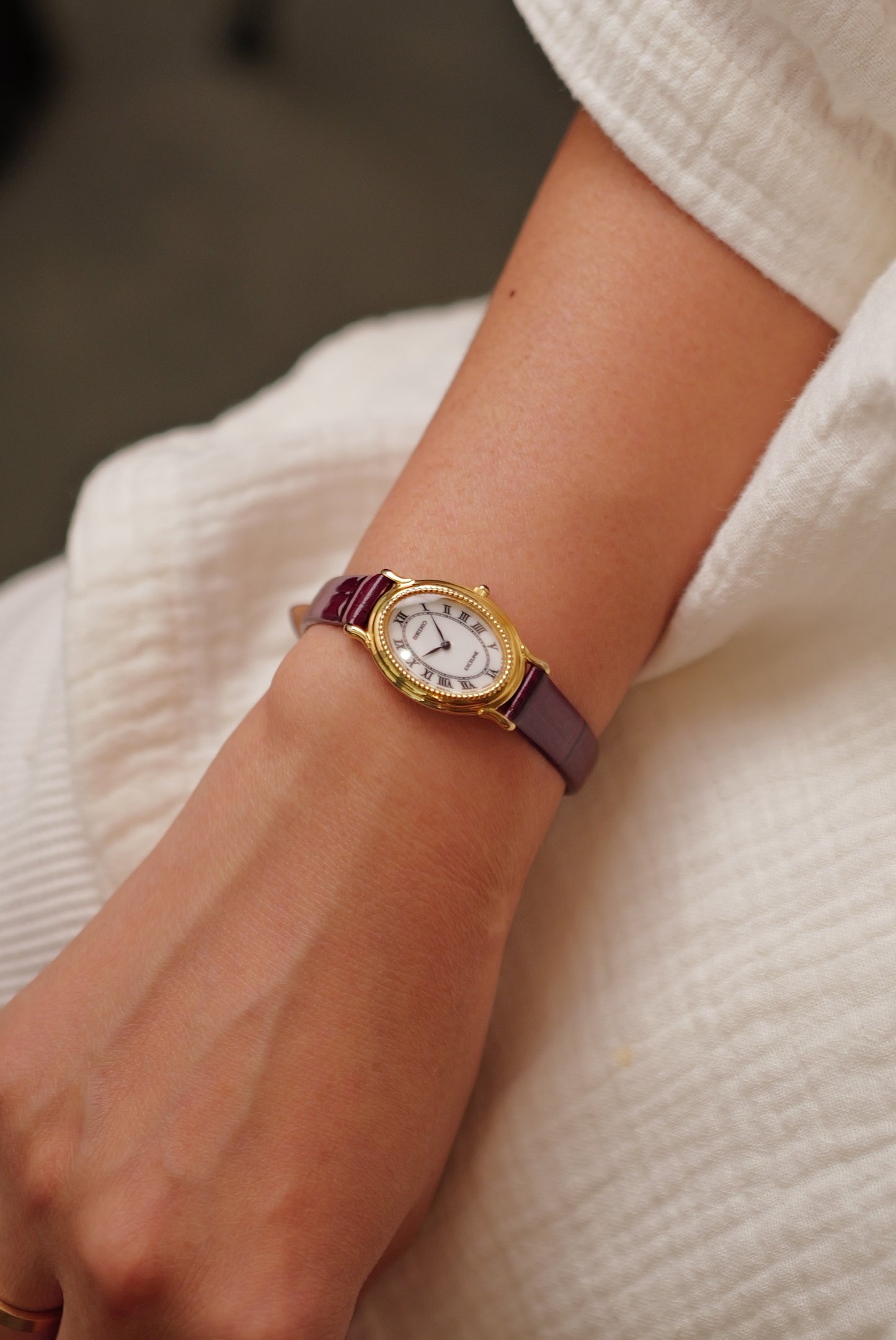 Seiko Exceline Classic Oval Circa. 1992