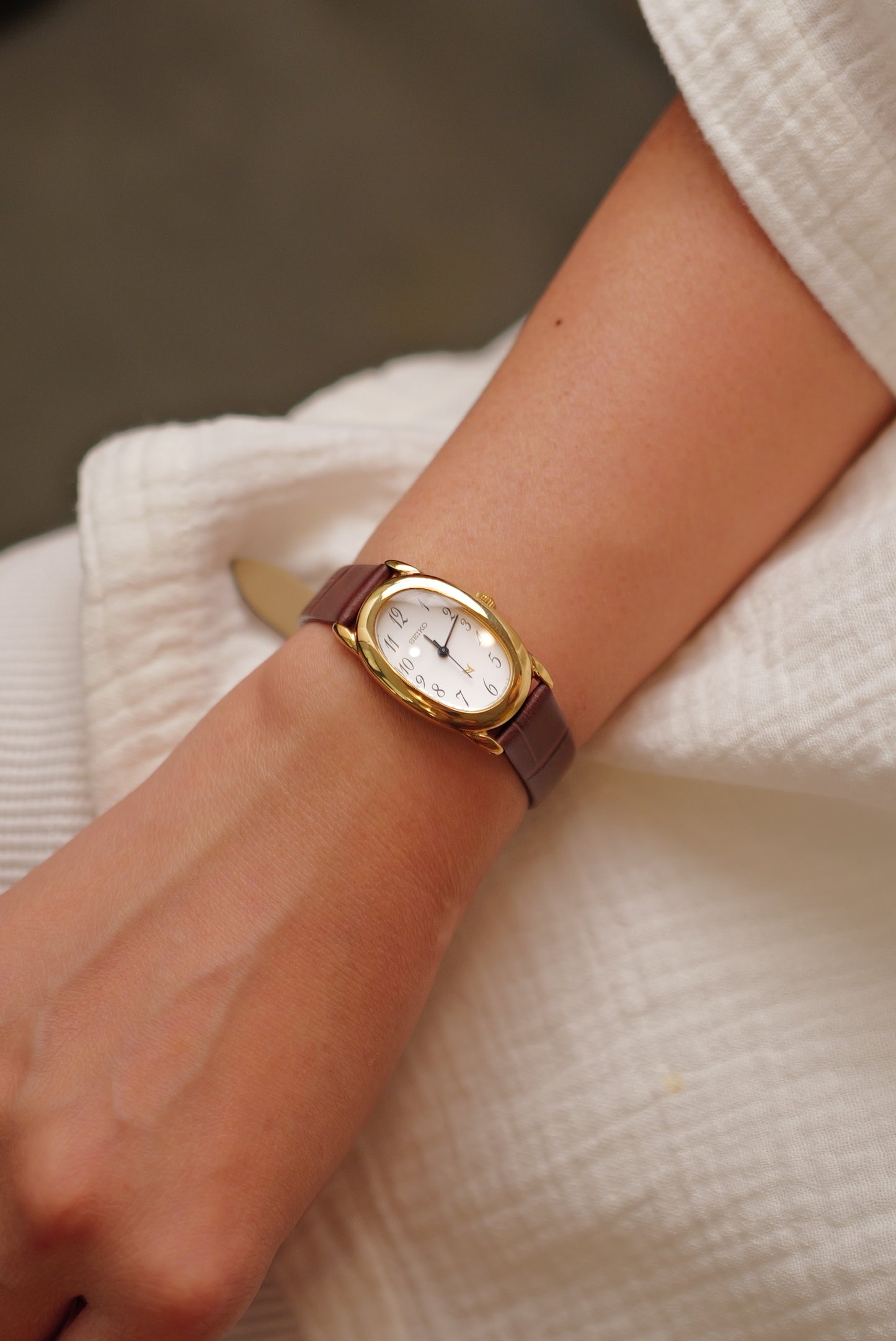 Seiko Ladies "Baignoire" Gold Circa. 1995