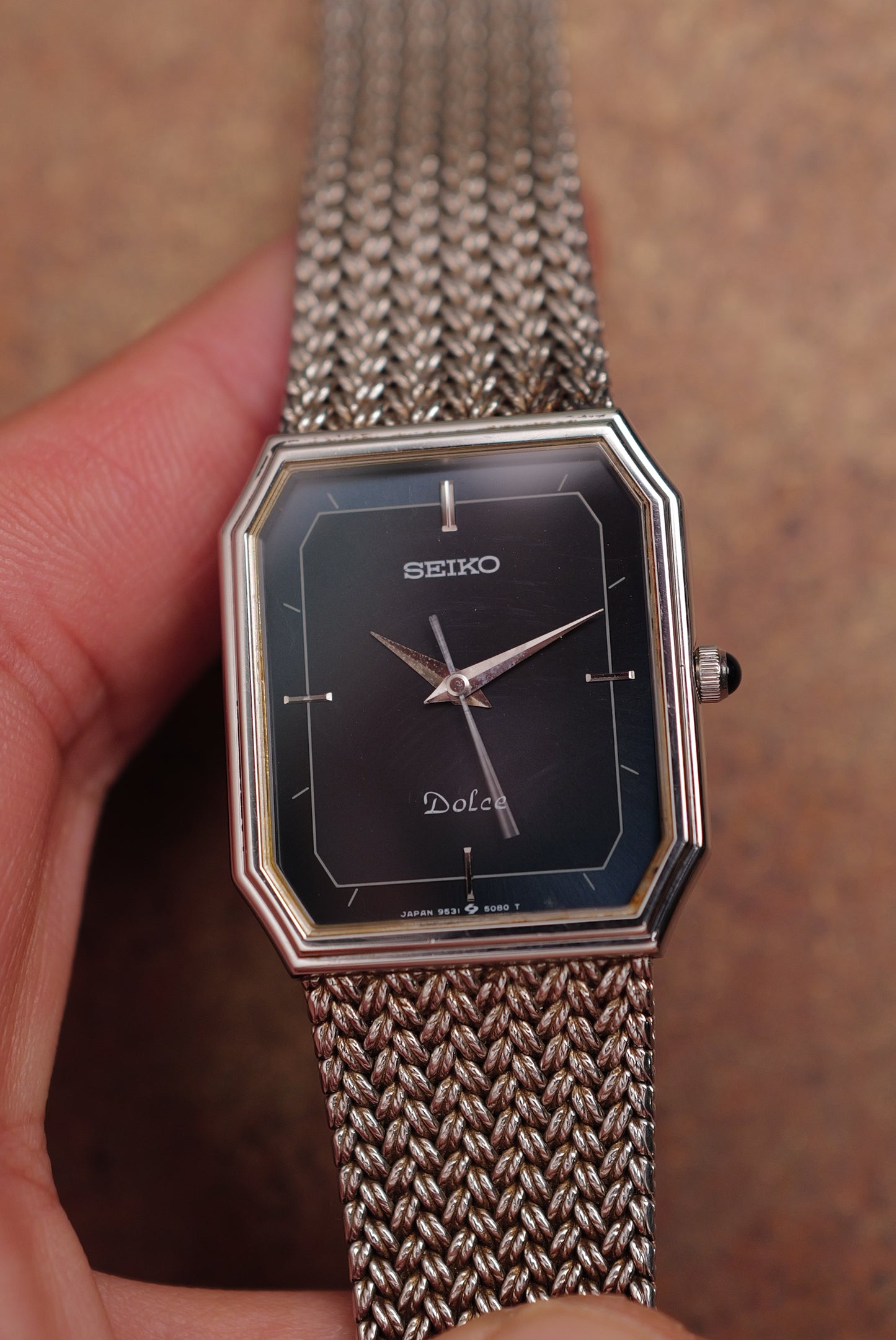 Seiko Dolce integrated bracelet "Sunburst Blue" Circa. 1985