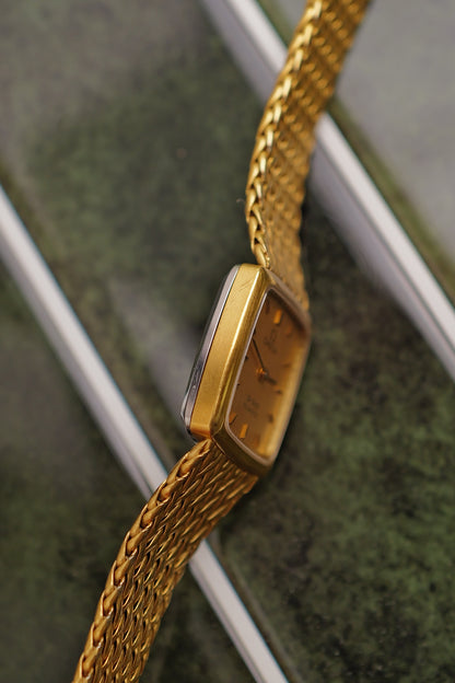 omega de-ville integratred bracelet circa. 1980s