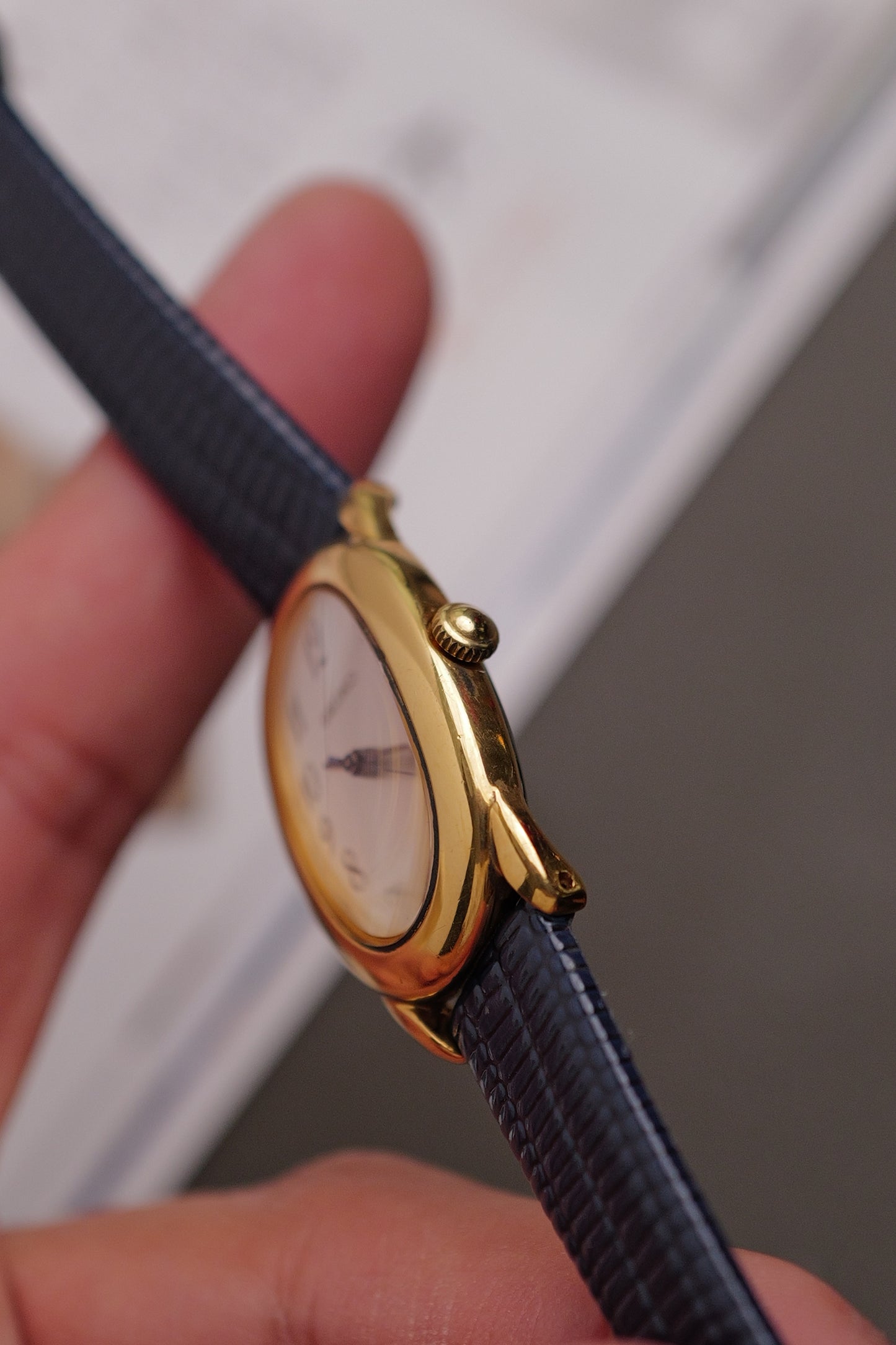 Seiko Ladies "Baignoire" Gold Circa. 1995