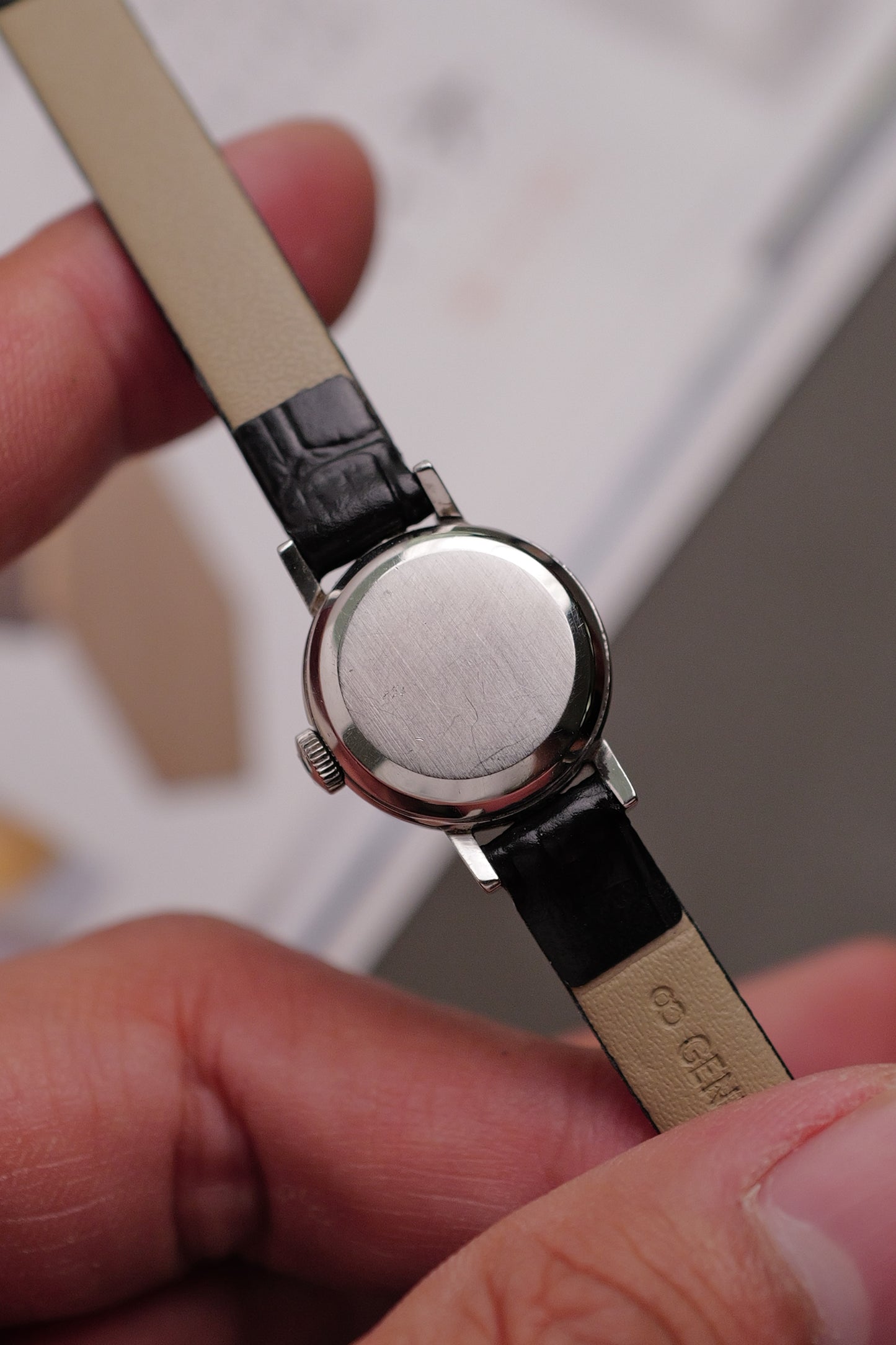 Ladies Omega Cocktail Watch w/ faceted Glass & Automatic movement Circa. 1970s