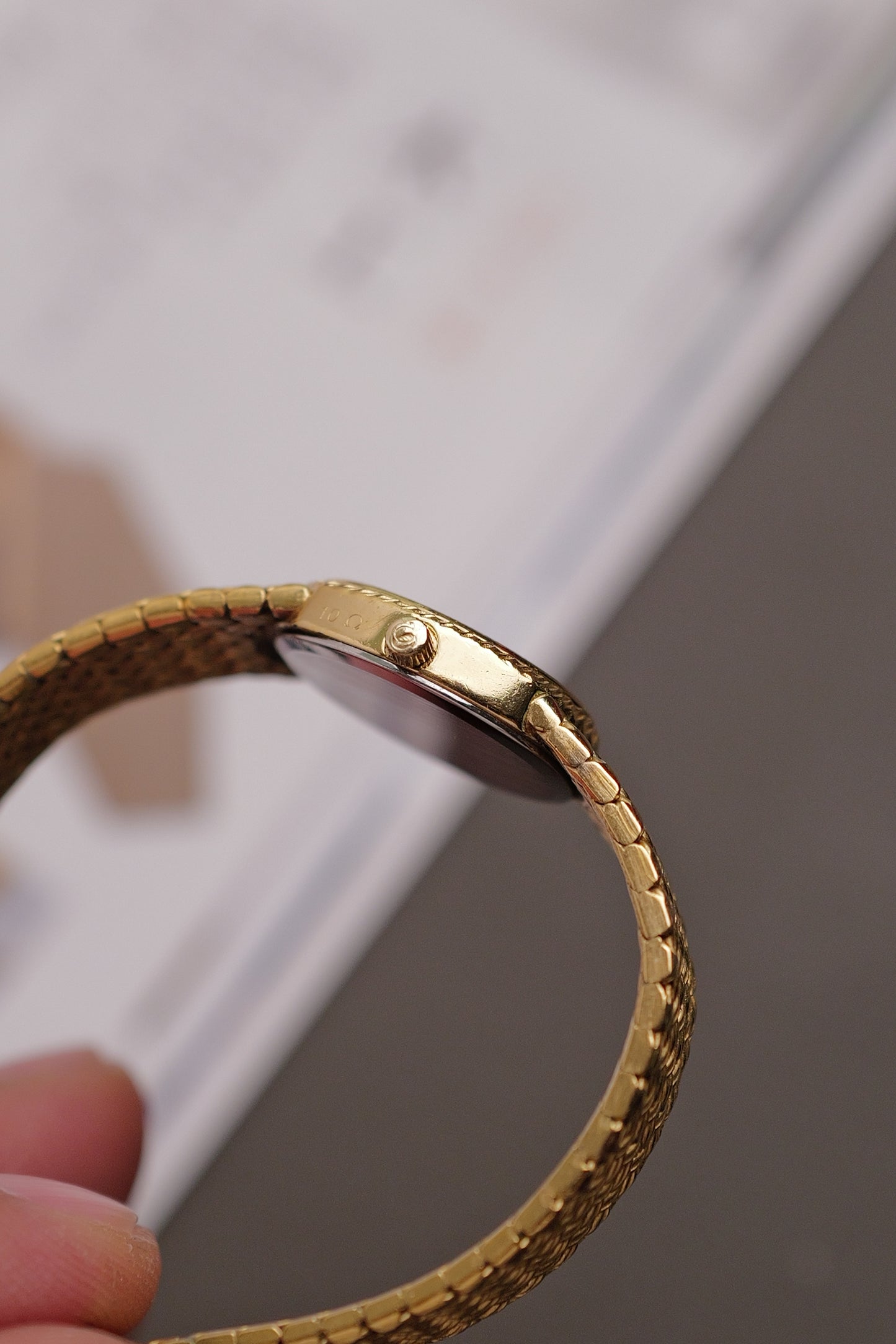 Omega de-ville "mini oval" Linen dial Integrated bracelet Circa. 1980s