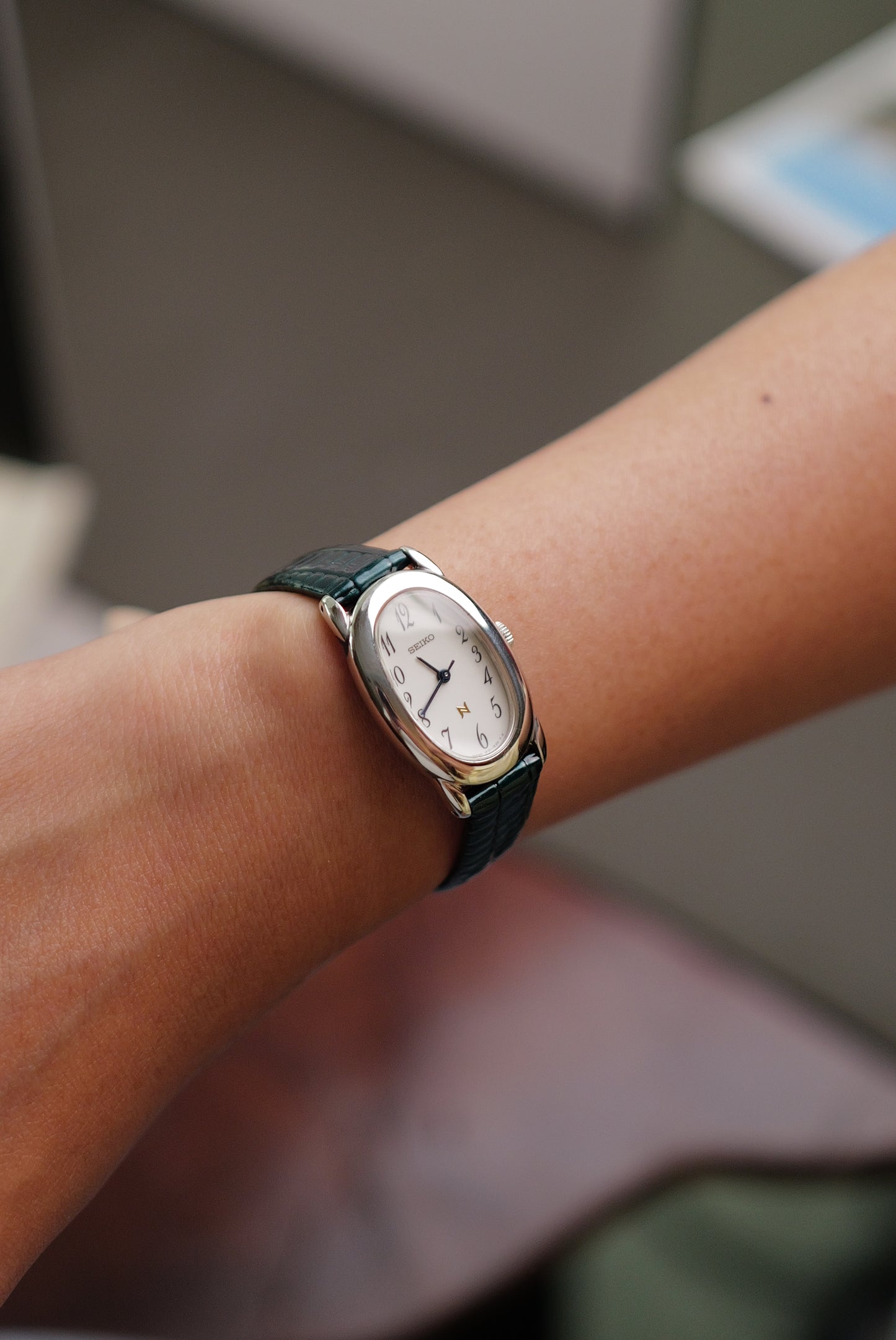 Seiko Ladies "Baignoire" Steel Circa. 1995