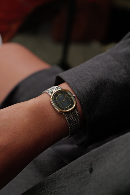 Credor Ladies Green Tiger eye Stone dial Circa. 1995