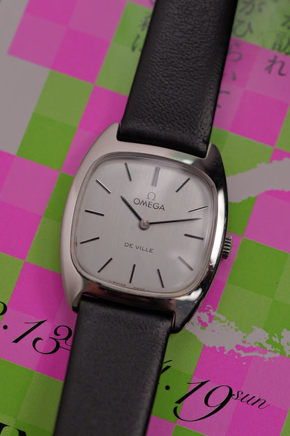 Omega De-ville "Tonneau mini" Circa. 1970s w/ original buckle & box