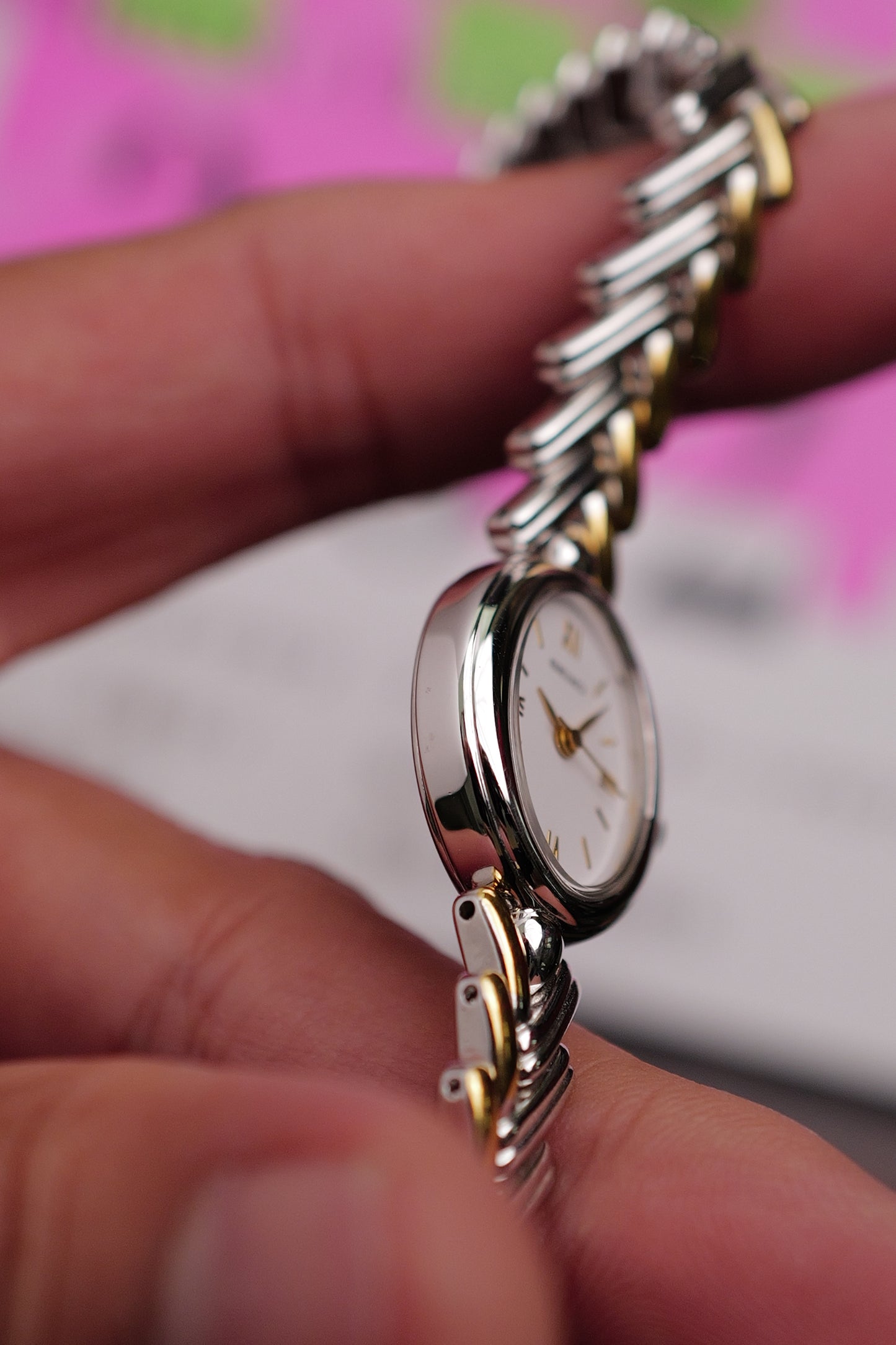 Seiko "2-tone V-fins" Gold Bracelet Circa. 1990