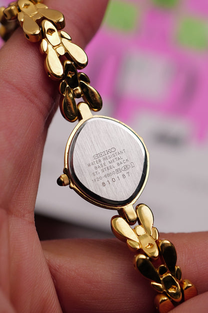 Seiko Exceline Mother of Pearl dial Tear-drop Bracelet in Gold Circa. 1989