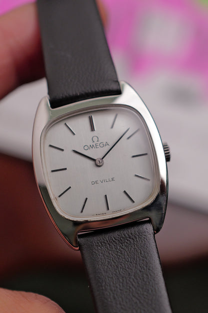 Omega De-ville "Tonneau mini" Circa. 1970s w/ original buckle & box