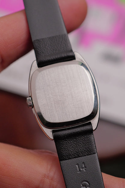 Omega De-ville "Tonneau mini" Circa. 1970s w/ original buckle & box