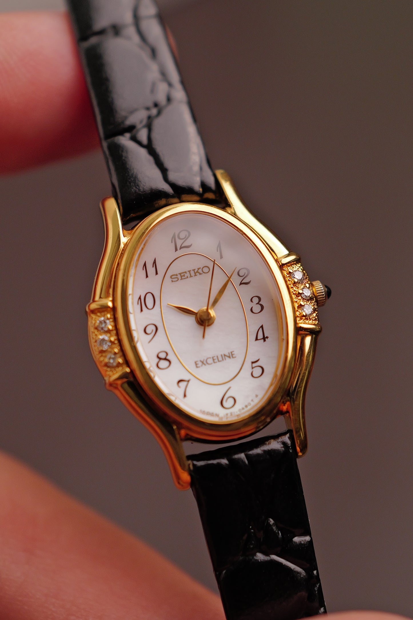 Seiko Exceline Mother of Pearl Diamonds Circa. 1992