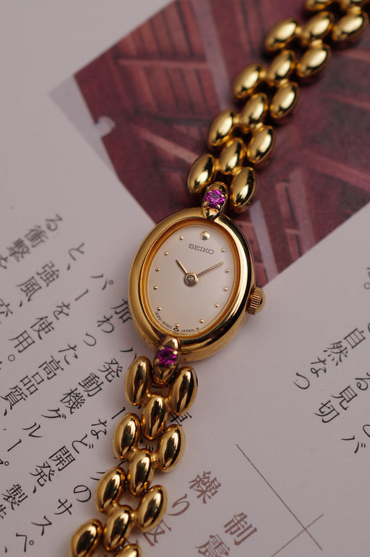 Seiko mini Oval "Ruby" 2 tone Circa.1992