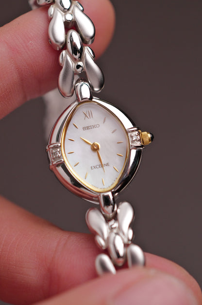 Seiko Exceline Mother of Pearl dial Tear-drop Bracelet Circa.1992