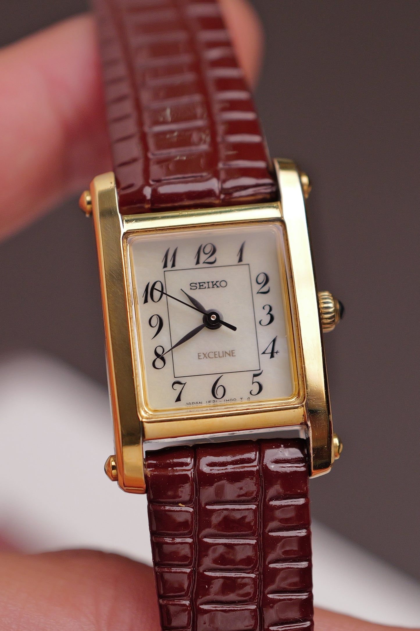 Seiko Exceline "Tank Normale" Mother of Pearl Circa. 1995