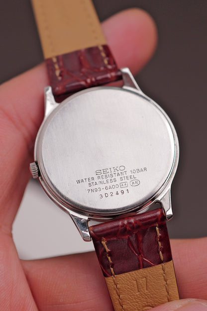 Seiko Spirit "Classic Day-date" Circa. 1993 w/ original bracelet