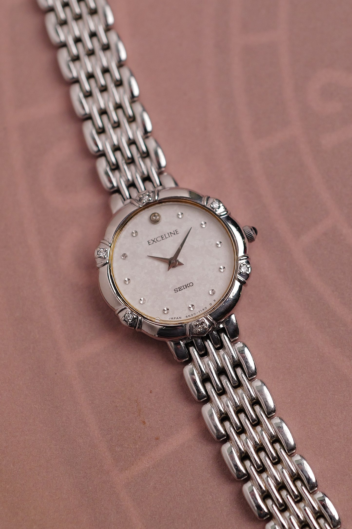 Seiko Exceline "Floral bezel" Diamonds Circa.1990