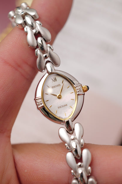 Seiko Exceline Mother of Pearl dial Tear-drop Bracelet Circa.1992