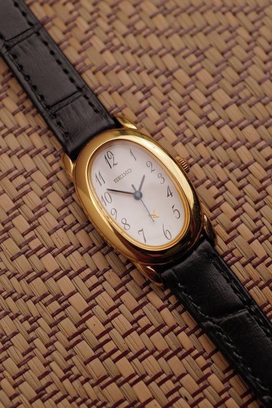 Seiko Ladies "Baignoire" Gold Circa. 1995