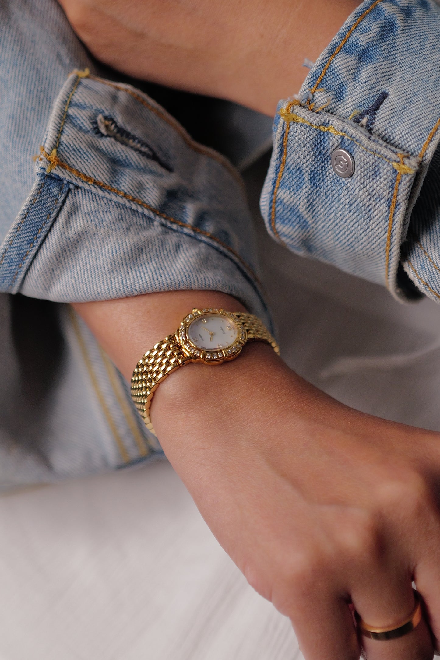 Seiko Exceline "Diamond Petal" Mother of Pearl Dial Circa. 1990