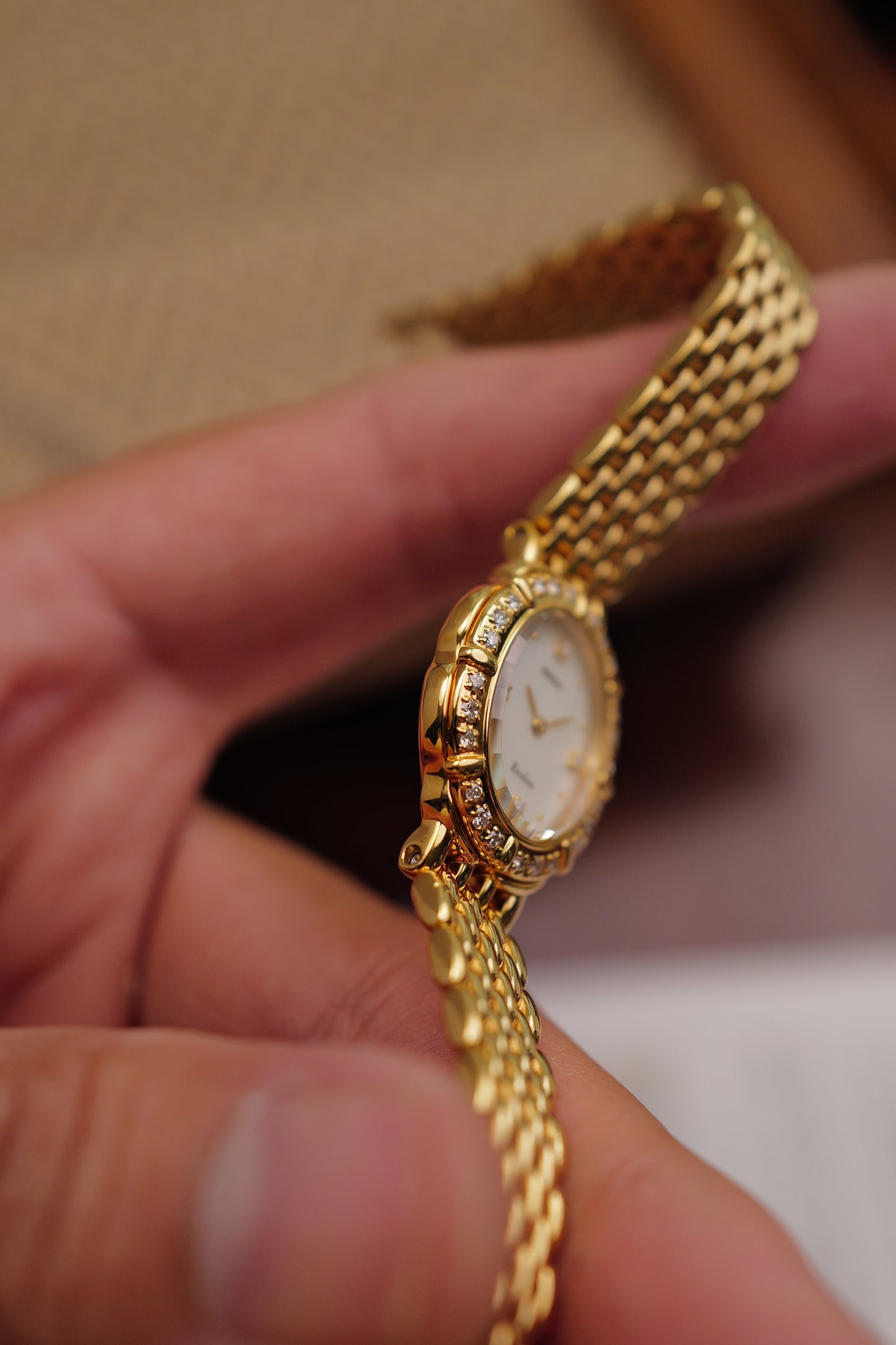 Seiko Exceline "Diamond Petal" Mother of Pearl Dial Circa. 1990