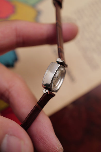 Omega "Mini Cocktail Saphette" Circa. 1960s