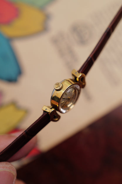Omega "Cocktail Saphette" in gold  Circa. 1960s